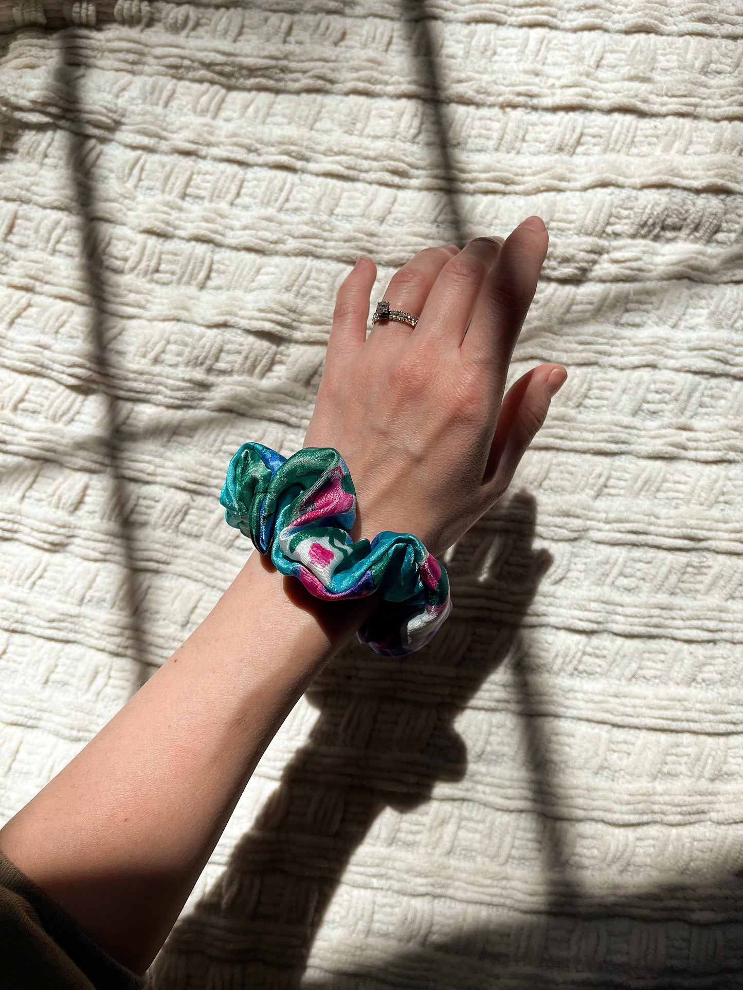 *impressionist* - vegan silk scrunchie