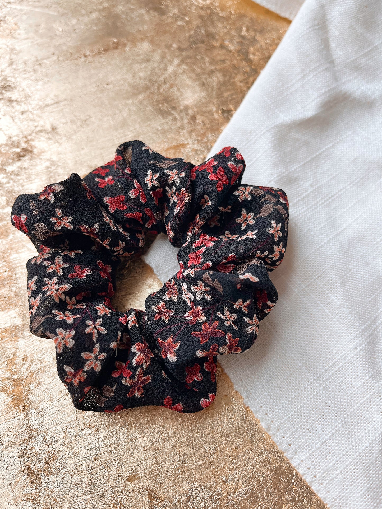 *lorelai* vegan silk standard scrunchie