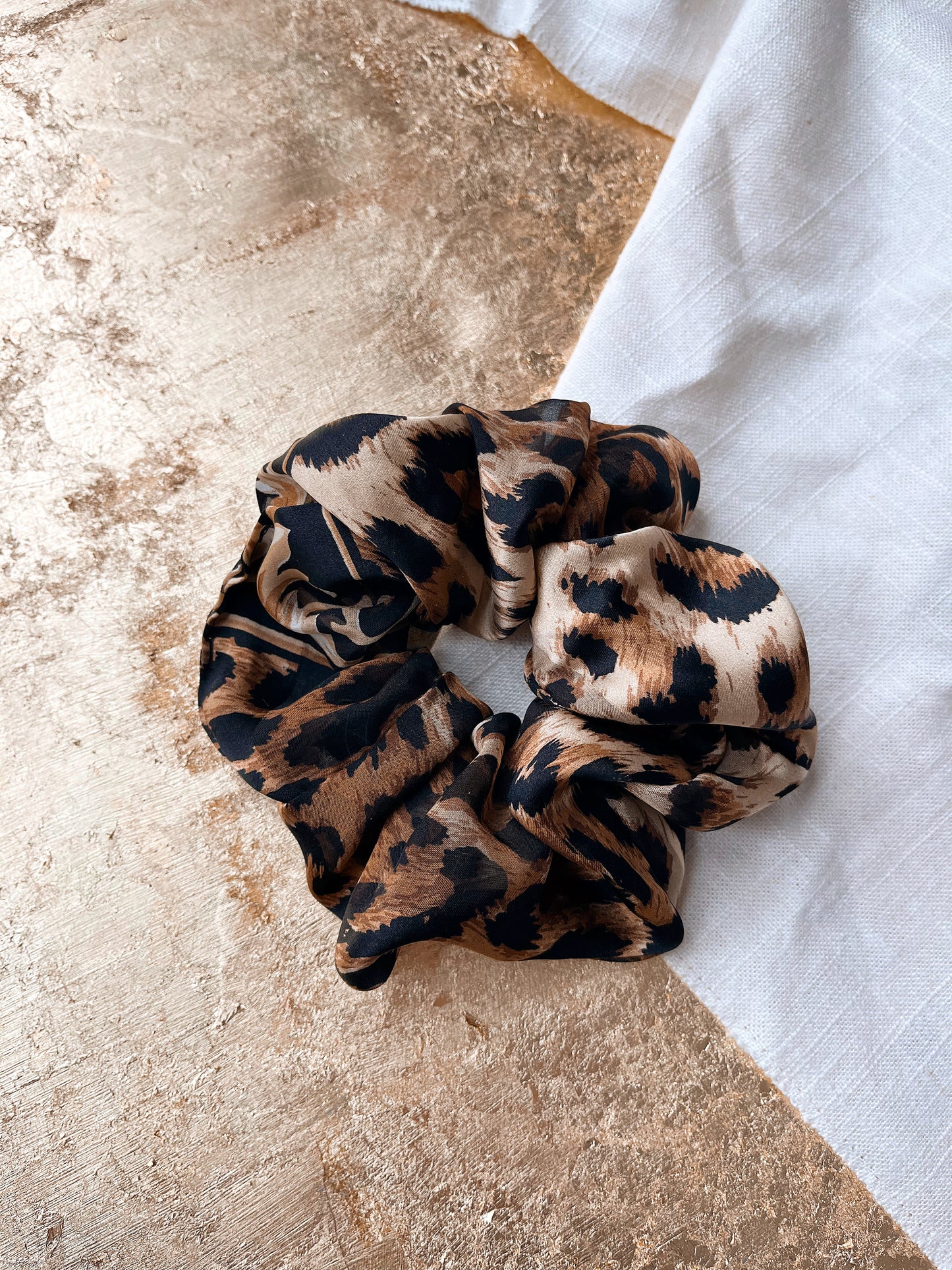 *she’s a stunner* 100% silk oversized scrunchie