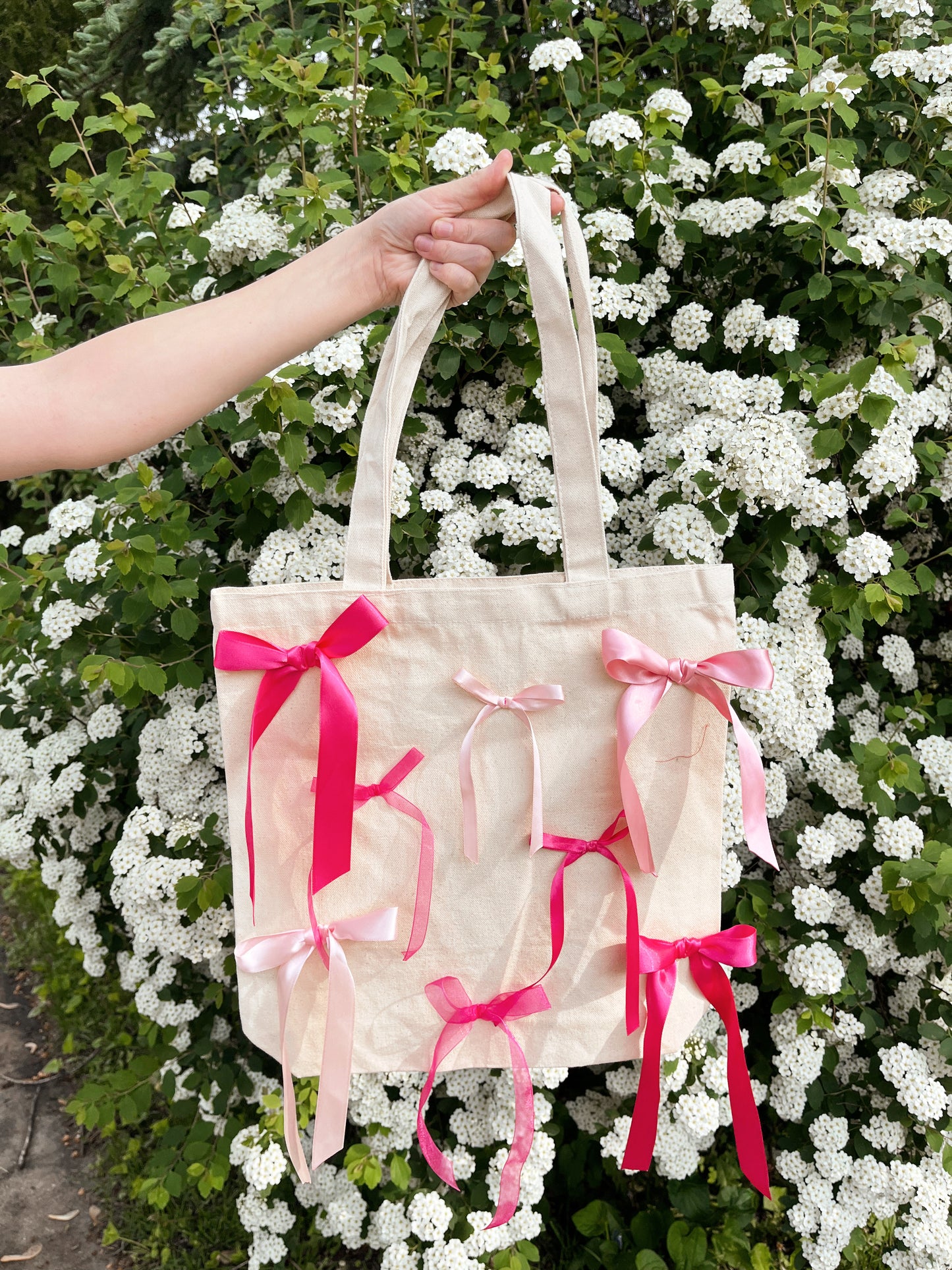 *hi barbie!* bow tote