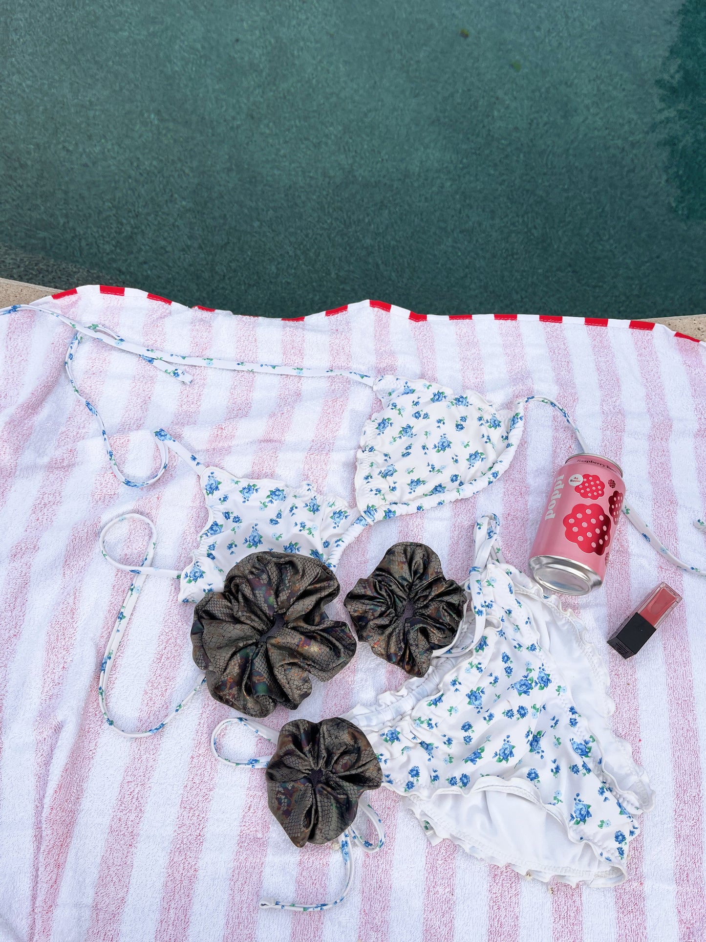 SNAKE OIL SWIM SCRUNCHIE