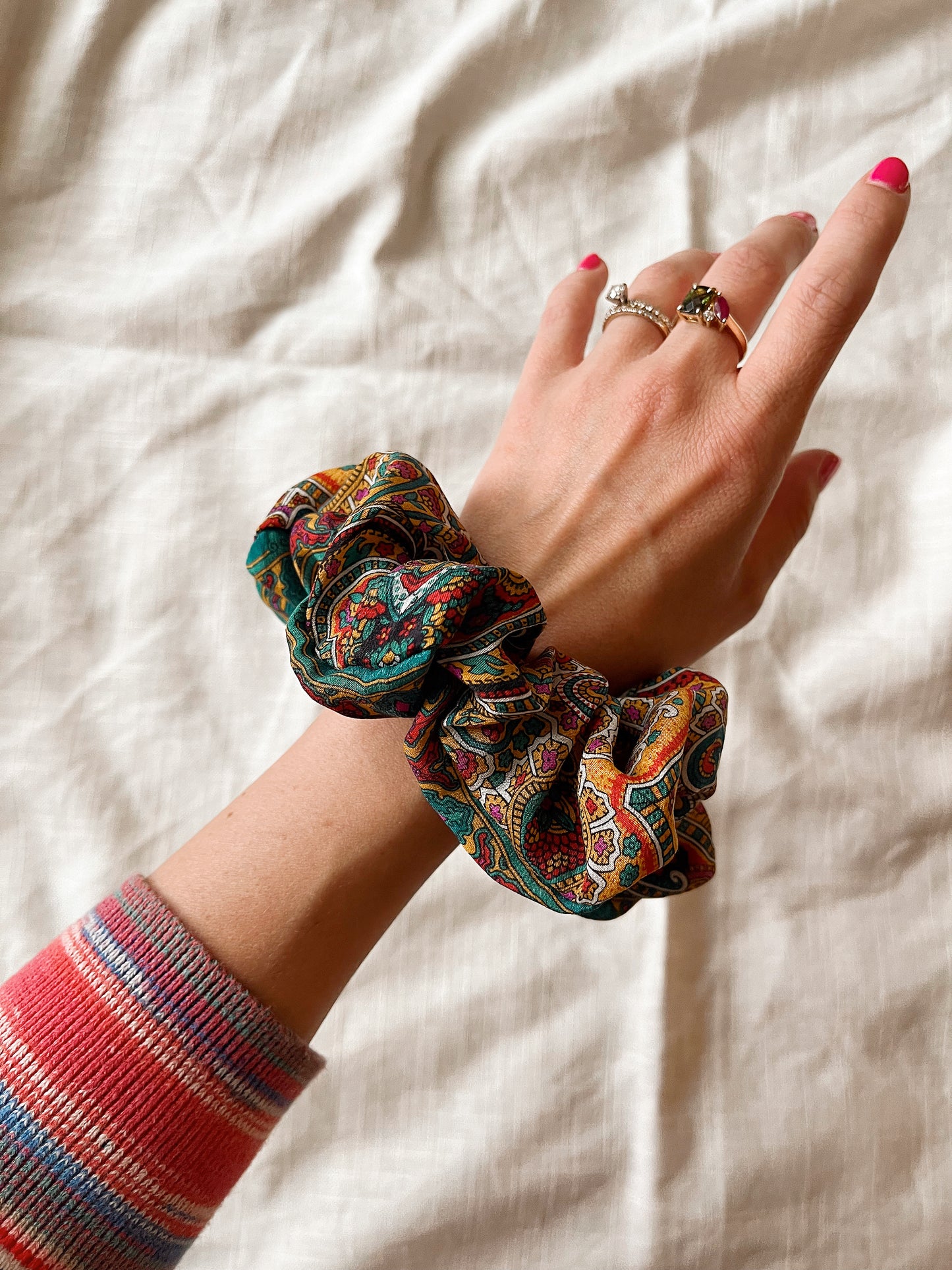 *one hour of sunshine* 100% silk scrunchie