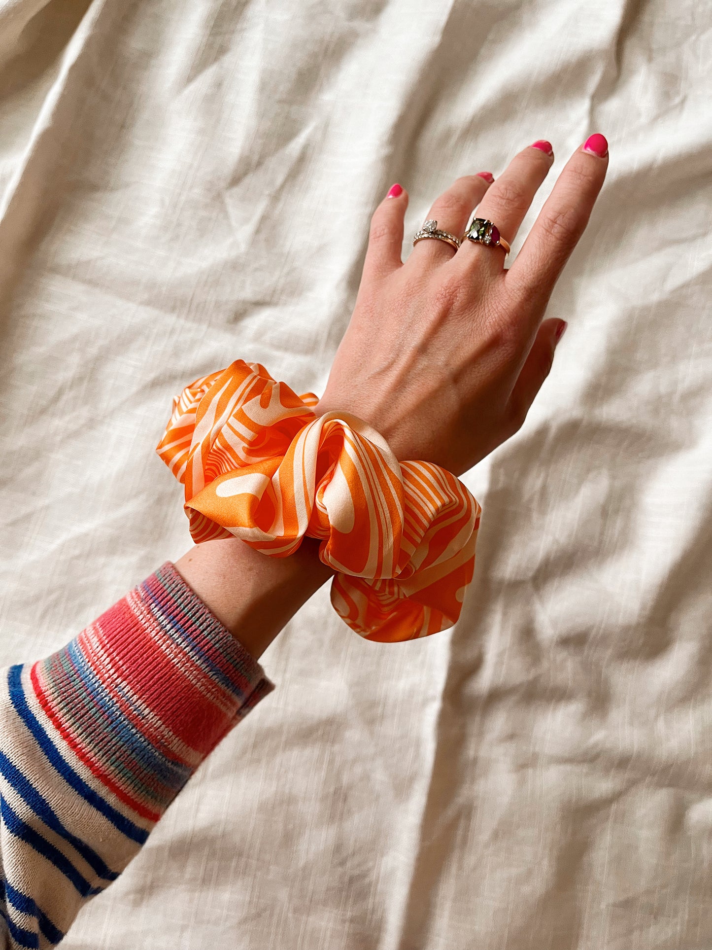 *morgan* vegan silk oversized scrunchie