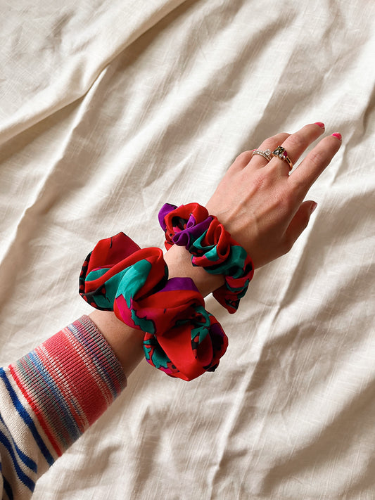 *where in the world* vegan silk scrunchie