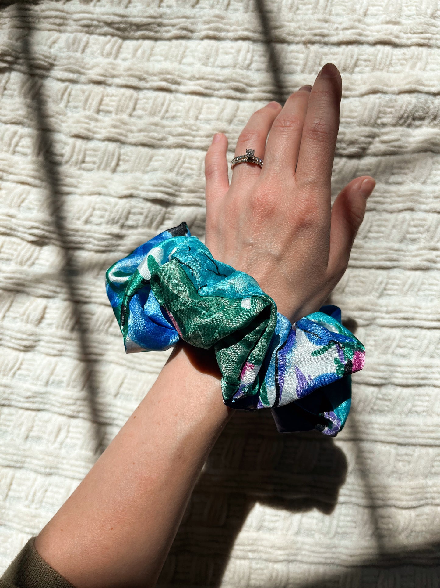 *impressionist* - vegan silk scrunchie