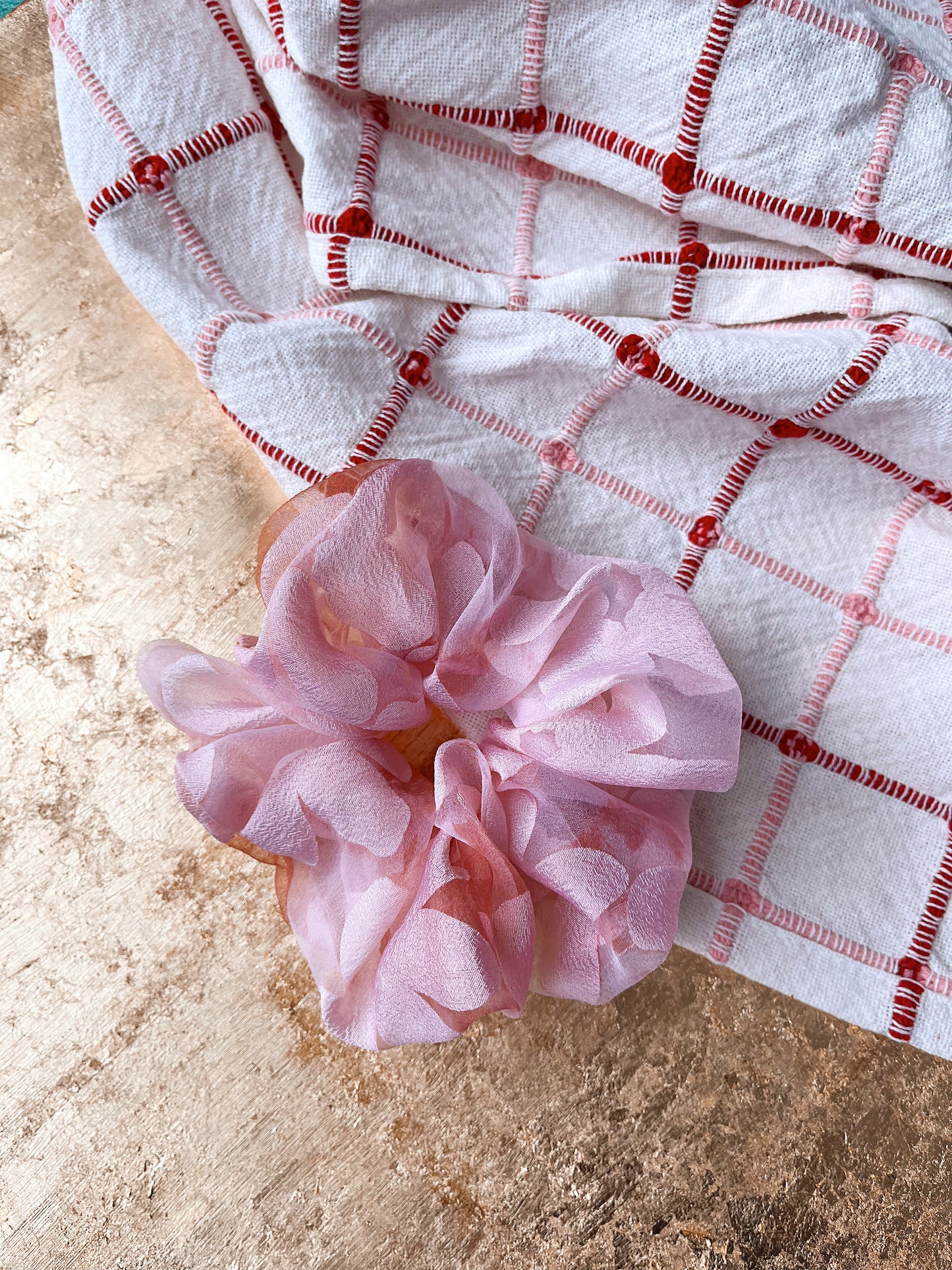 *blushing all the way home* vegan silk scrunchie