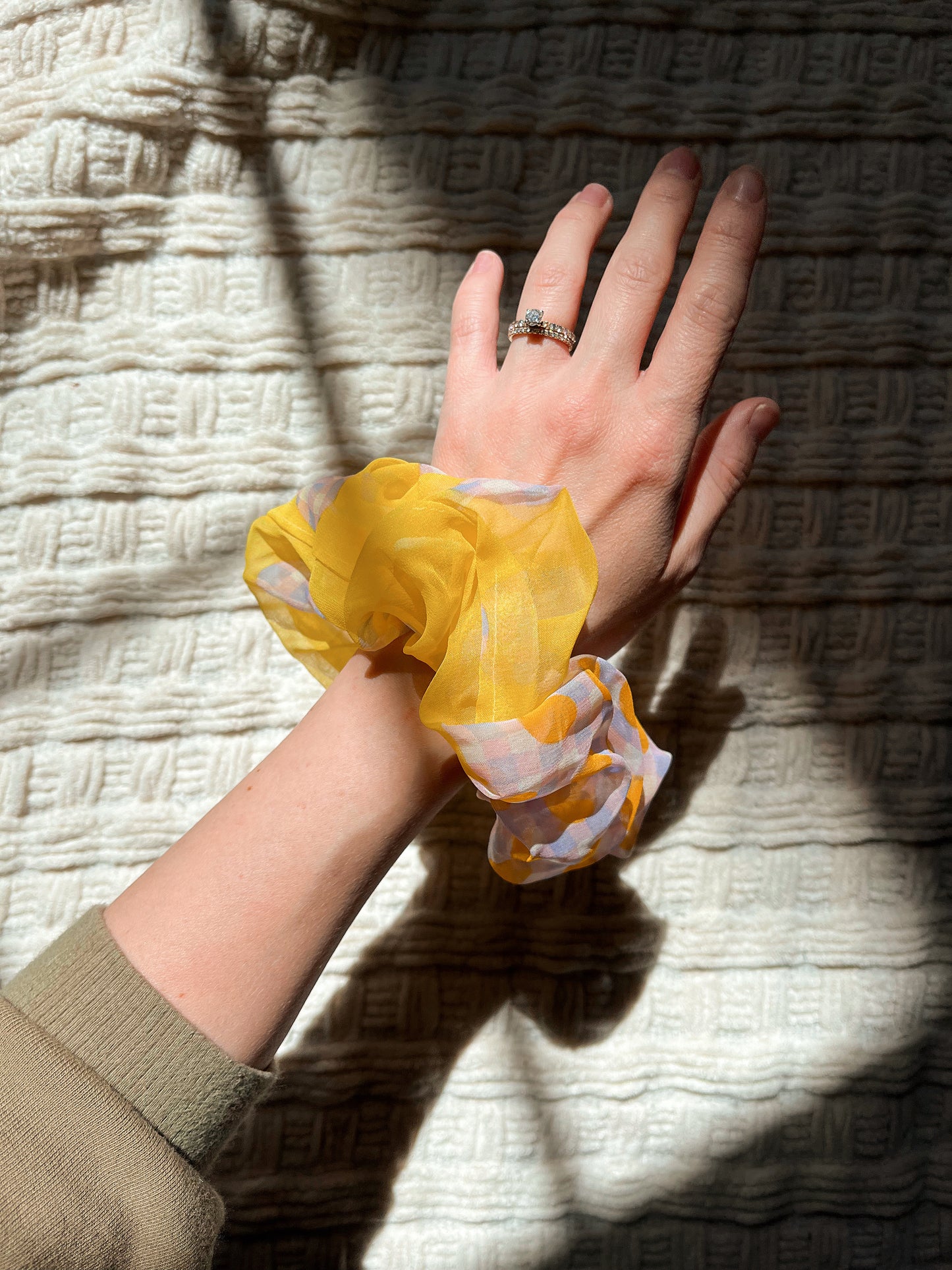 *glass of lemonade* vegan silk jumbo scrunchie