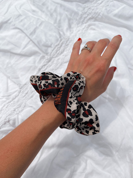 *harley* silk scrunchie